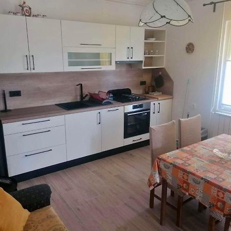 Apartments And Rooms Krstina Supetarska Draga Zewnętrze zdjęcie