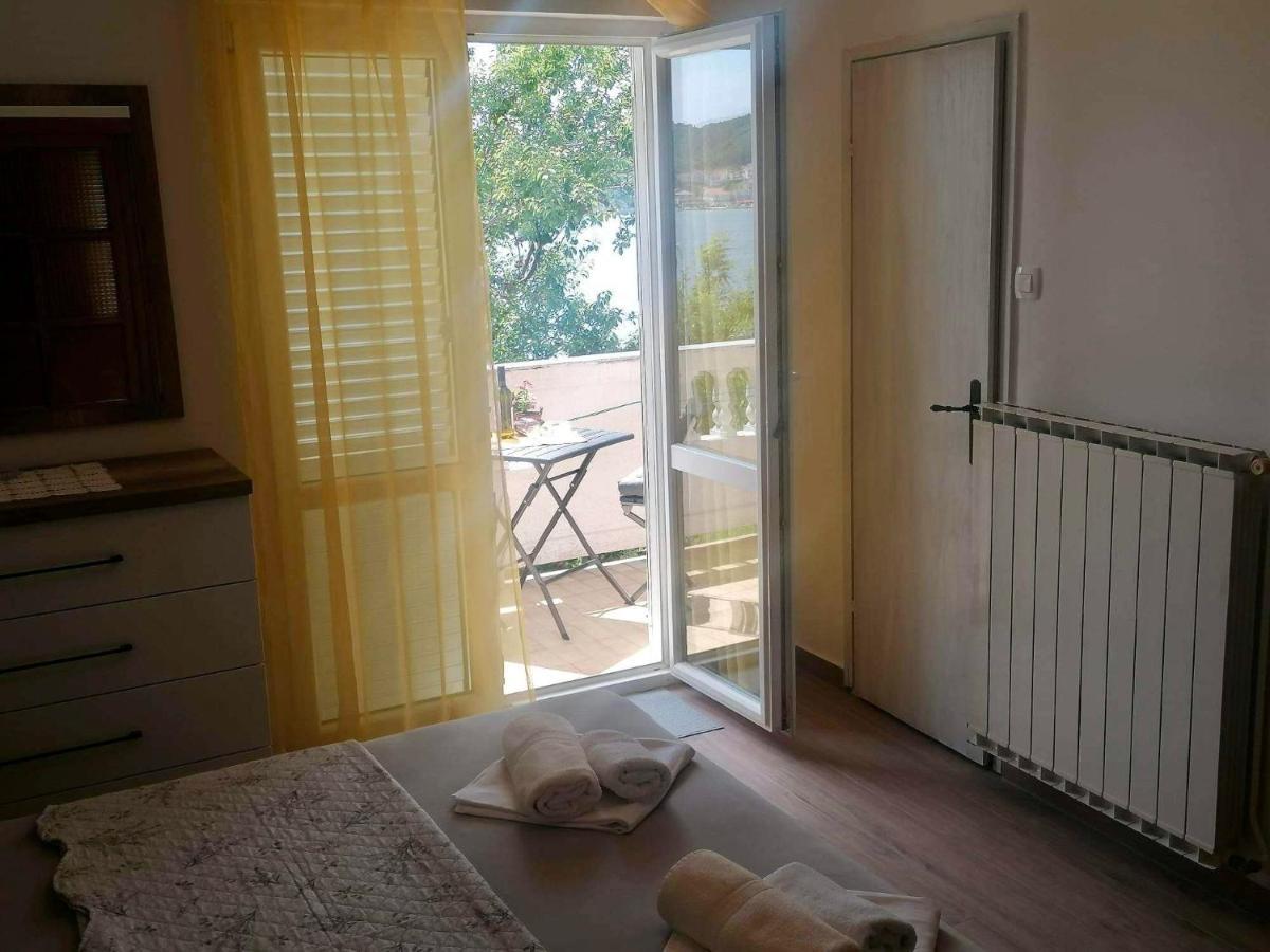 Apartments And Rooms Krstina Supetarska Draga Zewnętrze zdjęcie