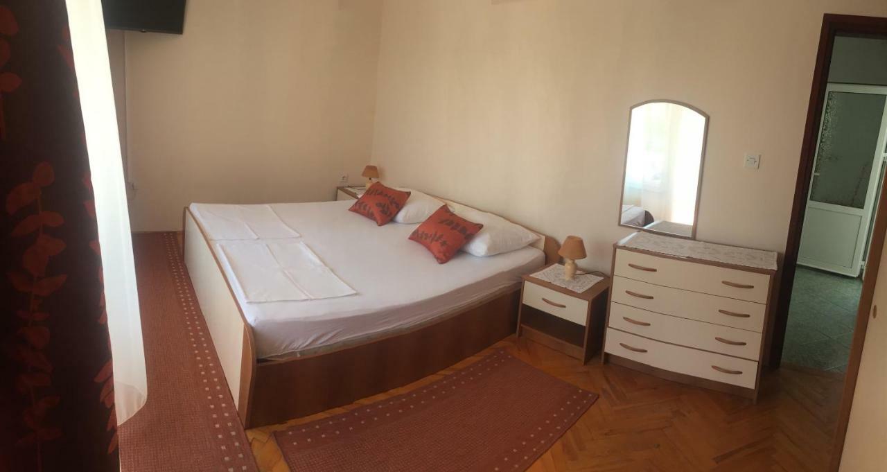 Apartments And Rooms Krstina Supetarska Draga Zewnętrze zdjęcie