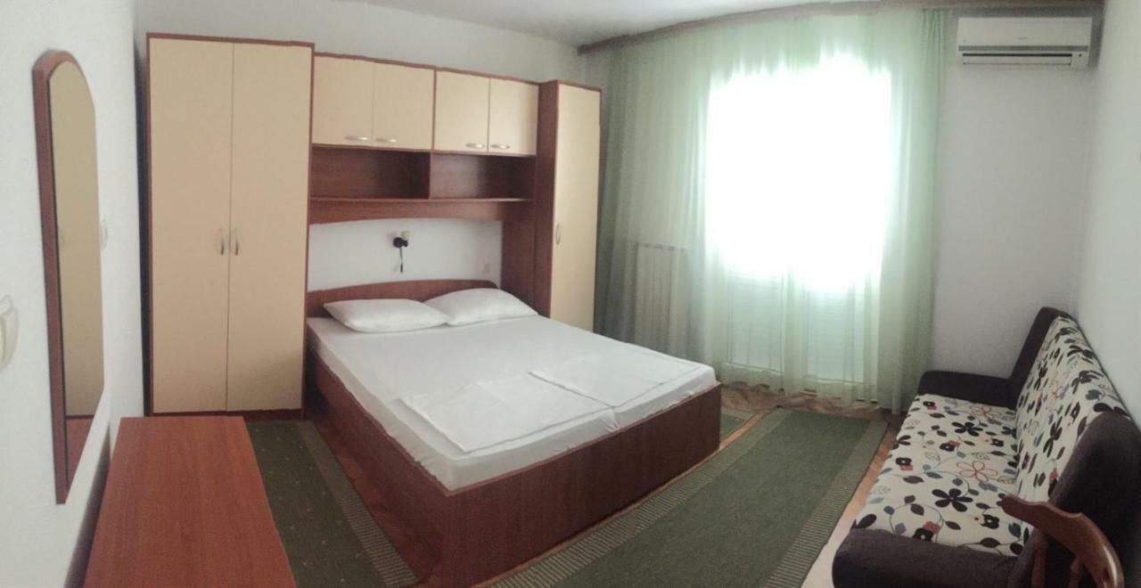 Apartments And Rooms Krstina Supetarska Draga Zewnętrze zdjęcie